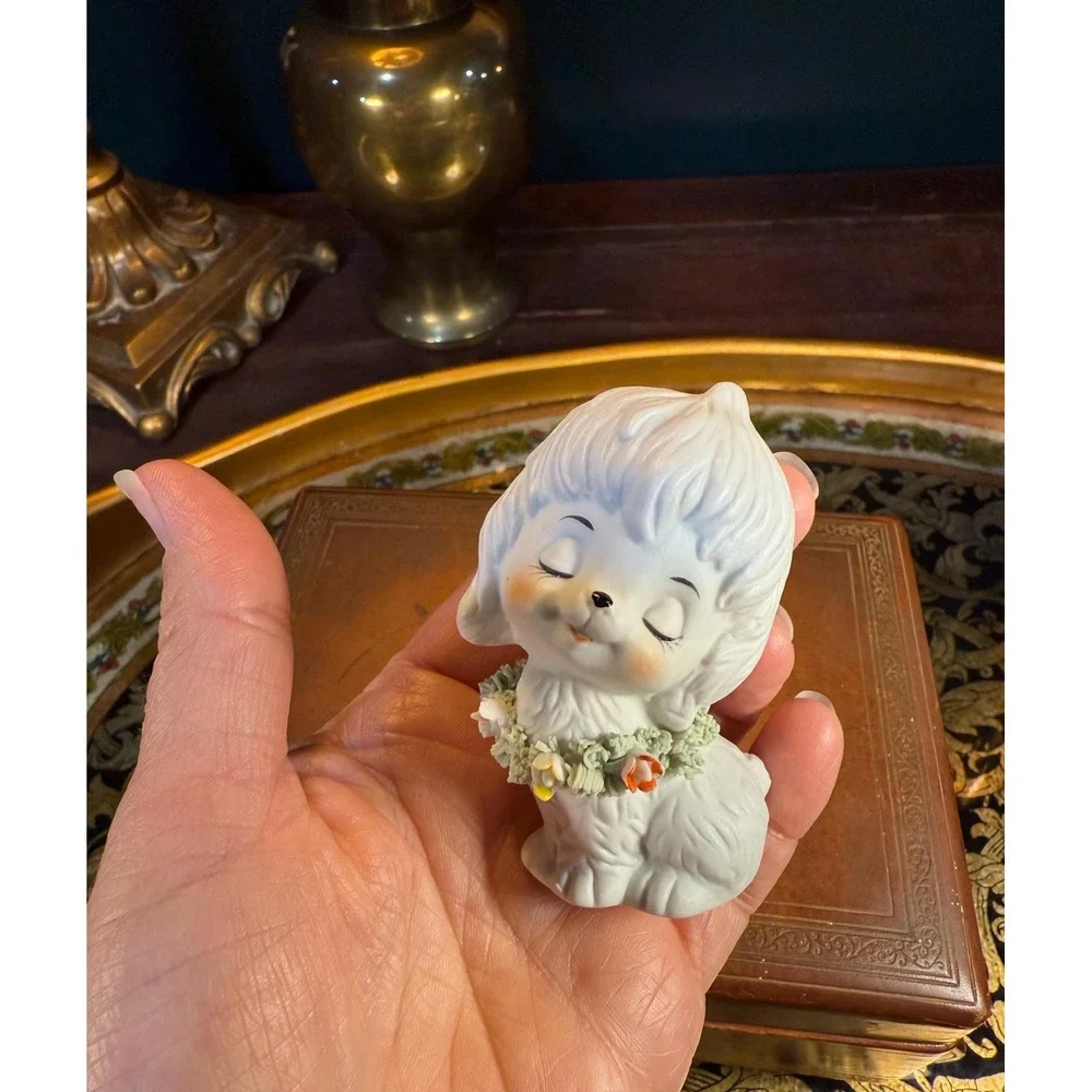 Vintage Ceramic Puppy Figurine – 1950s Japan‎ Dog with Floral Collar, 2.5
